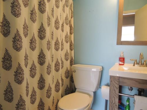 1518 Fawnvista Ln, Cincinnati OH 45246-2038 exterior