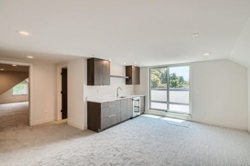 1064 Jasmine St, Denver CO  80220-4518 exterior