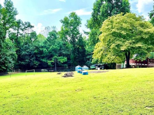 2727 Hog Mountain Rd, Jefferson, GA 30549-1715