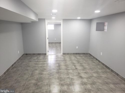 4816 10th St, Philadelphia PA  19141-3930 exterior