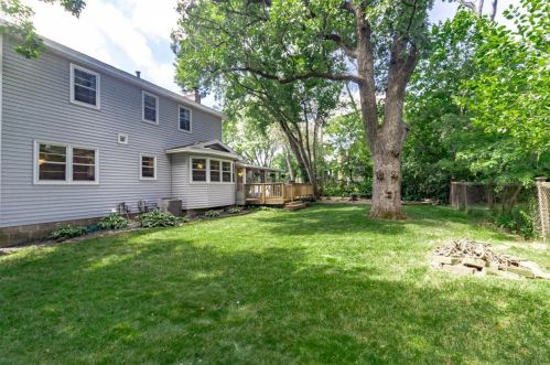 7216 Courtly Rd, Saint Paul MN  55125-1661 exterior