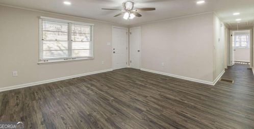 5820 Miles Rd, Atlanta GA  30349-1276 exterior