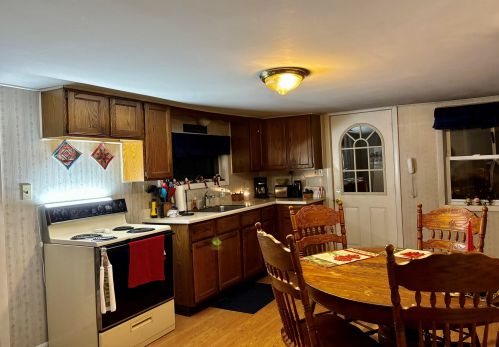 65 Pinewoods Rd, Lisbon, ME 04250-6202