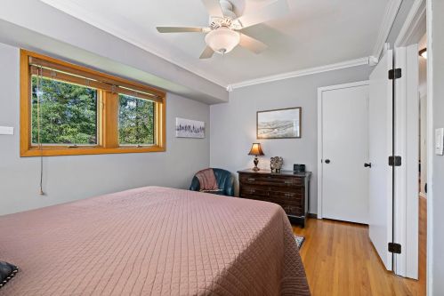 1007 Edgewater Ave, Saint Paul MN  55126-8119 exterior