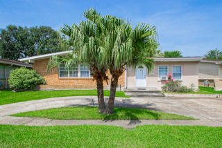 2608 Elizabeth St, Metairie LA  70003-1716 exterior