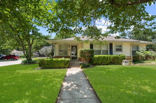 3020 Major St, Fort Worth TX  76112-7223 exterior