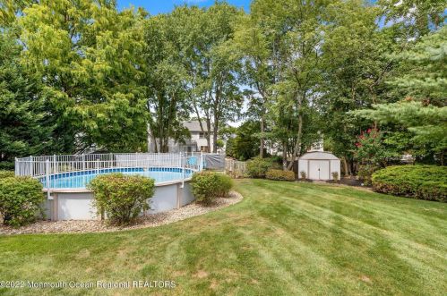 3 Princeton Ct, Tinton Falls NJ 07702-4055 exterior
