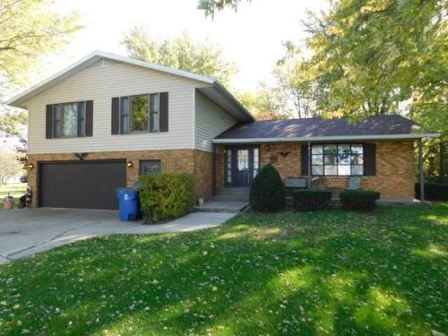 420 Jeffery St, Cullom, IL 60929-7099