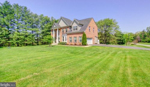 9356 Boley Pl, Nokesville, VA 20181-1243
