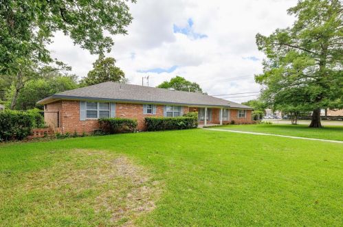 3810 Goodfellow Dr, Dallas TX  75229-2705 exterior