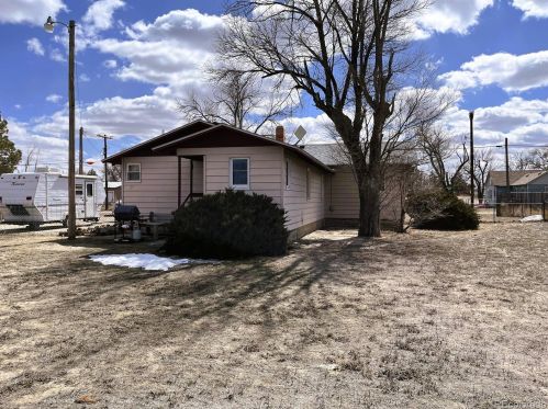 1398 Thompson St, Limon, CO 80828-2211