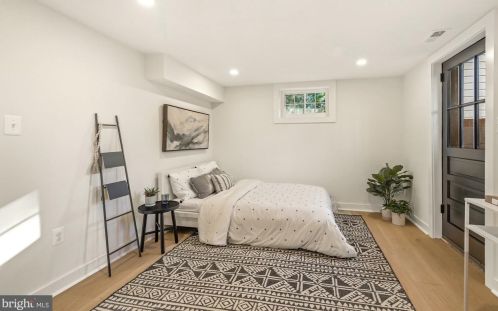 2906 Stanton Ave, Silver Spring MD  20910-1217 exterior