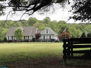 846 Troy Rd, Troy, VA 22974-3940