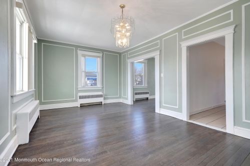 1415 Asbury Ave, Tinton Falls NJ 07712-5701 exterior