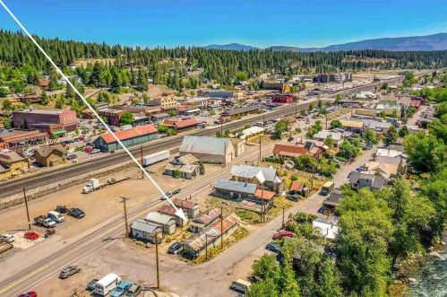 10199 River St, Truckee CA  96161-0535 exterior