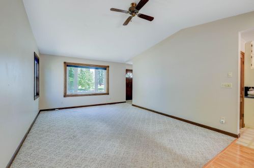 103 19 1/2 Ave, Saint Cloud, MN 56303-4425