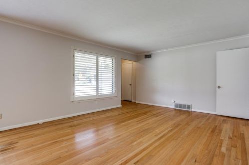 7026 Dalewood Ln, Dallas TX  75214-1809 exterior