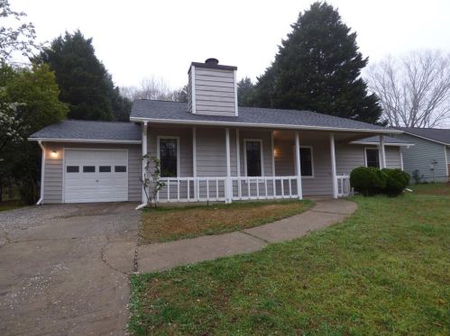 2766 Landington Way, Duluth GA  30096-4208 exterior