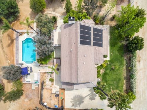 17216 Gamble Ave, Riverside CA  92504-9149 exterior