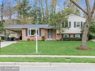 8612 Langport Dr, Springfield VA  22152-3207 exterior