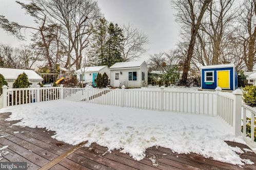 903 Robin Rd, Silver Spring MD  20901-1872 exterior