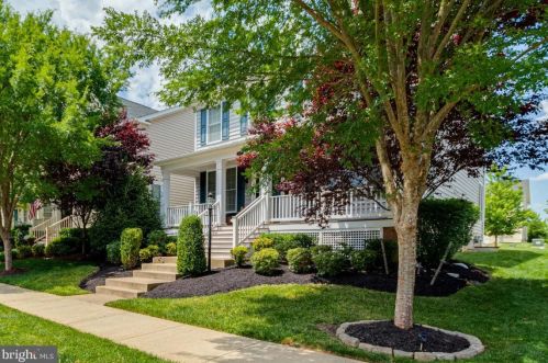 15337 Admiral Baker Cir, Haymarket, VA 20169-8158