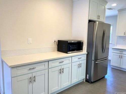 4228 Murietta Ave, Van Nuys CA  91423-4225 exterior