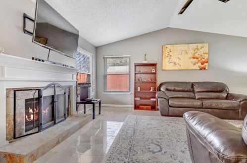 2409 Highmont Dr, Garland TX 75041-3246 exterior