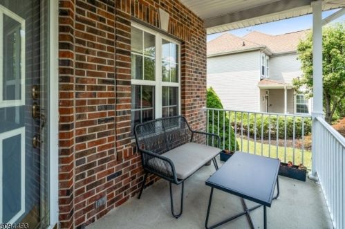 24 Coverdale Dr, Princeton, NJ 08540-7900