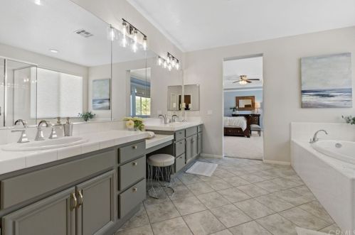 17426 Half Moon Ct, Riverside CA  92503-7055 exterior
