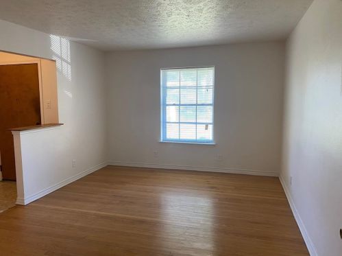 3913 Douglas Dr, Garland TX  75041-5021 exterior