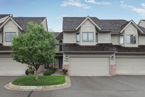 7432 Cahill Rd, Minneapolis MN  55439-2737 exterior