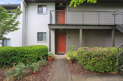 36 Finch Trl, Atlanta GA  30308-2419 exterior