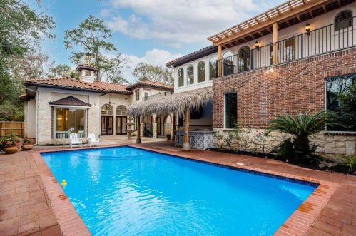 903 Carriage Hl Blvd, Conroe TX  77384-3618 exterior