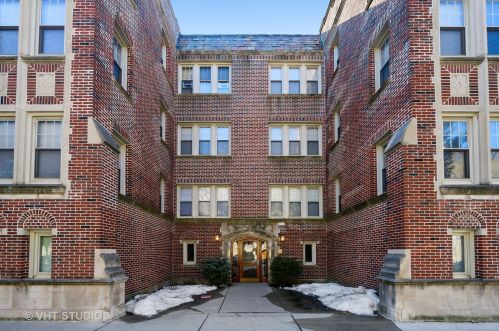 2611 Rosemont Ave, Chicago, IL 60659-1856