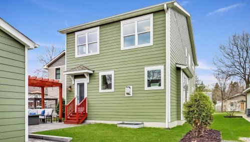 1317 Juliet Ave, Saint Paul MN  55105-2906 exterior