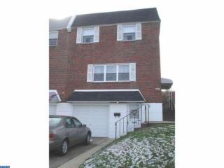 440 Rennard St, Philadelphia, PA 19116-2718