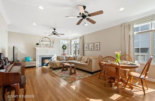 1365 Queen Ann Ln, Gurnee, IL 60031-1962
