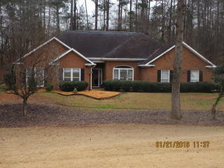 114 Wellington Dr, Lagrange, GA 30241-8834
