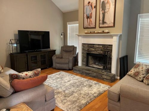39 Lofty Pine Ln, Rockmart, GA 30153-6819