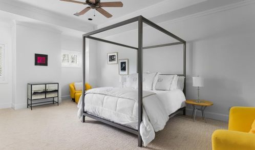 8300 Chalk Knl Dr, Austin TX  78735-1703 exterior