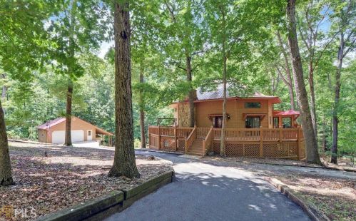 145 Rue Cezzan, Lavonia, GA 30553-2490