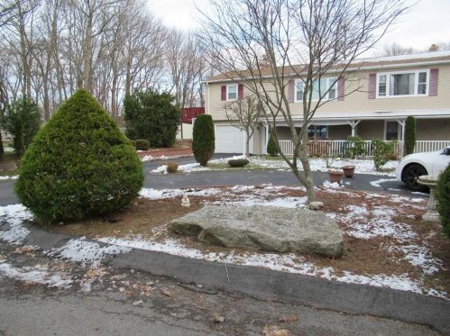 52 Orleans St, Providence, RI 02919-6515