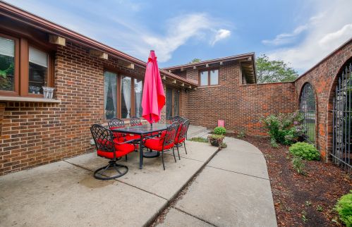 1200 Anvil Ct, Addison, IL 60101-1108