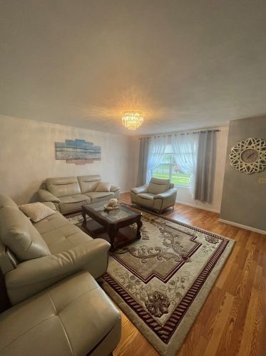 845 Needle Point Dr, Rockford, IL 61115-1854
