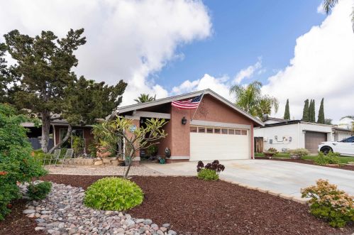 1726 Manfred Ct, El Cajon, CA 92021-3665