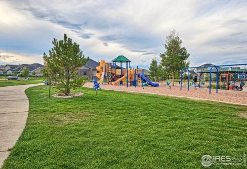 2083 Bayfront Dr, Fort Collins CO  80550-3590 exterior