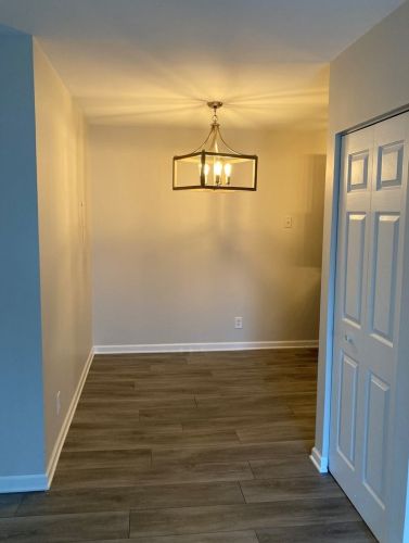 2800 Light Rd, Oswego, IL 60543-9275