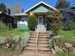 4219 Clinton St, Portland OR  97206-1617 exterior
