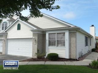 17234 Long Bow Dr, Romeoville, IL 60441-7696